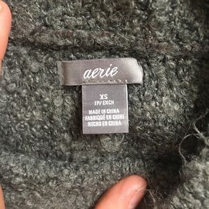 ⚡️American Eagle Aerie grey sweater